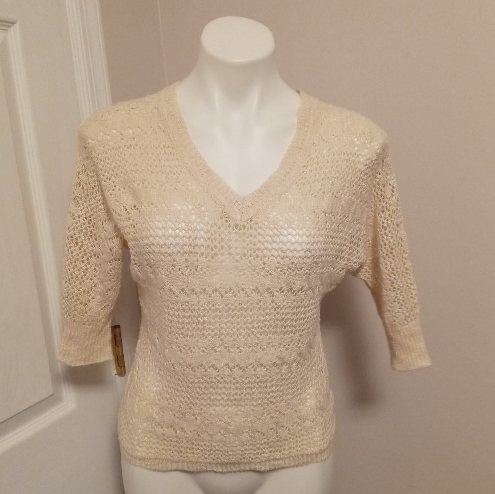 Pink Rose knitted 3/4 sleeve sweater